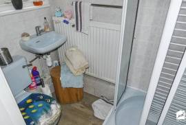 5 bedroom, Terraced House for sale