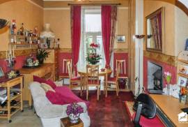 5 bedroom, Terraced House for sale