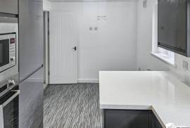 3 bedroom, Terraced House for sale
