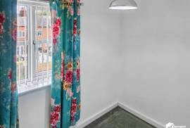 3 bedroom, Terraced House for sale