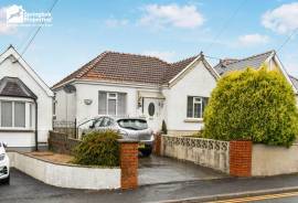 3 bedroom, Detached bungalow for sale