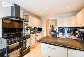 3 bedroom, Detached bungalow for sale