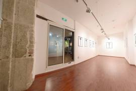 4 room, 209m2 Apartment for sale in Beziers - 215 000 € *