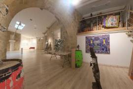 4 room, 209m2 Apartment for sale in Beziers - 215 000 € *