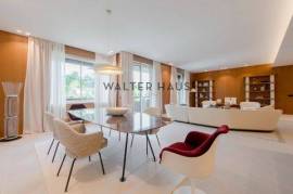 Newly renovated apartment for sale in Lista, Madrid.