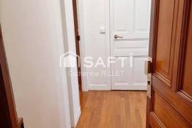 Studio lumineux de 27 m², cuisine séparée et espace nuit modulable, au cœur de Fontenay Village, à deux pas du RER