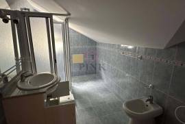 House for Sale - 3 Bedrooms in Estreito da Calheta