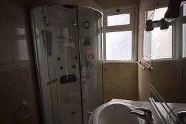 House for Sale - 3 Bedrooms in Estreito da Calheta