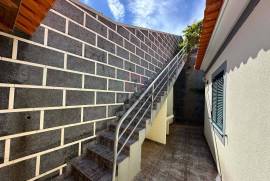 House for Sale - 3 Bedrooms in Estreito da Calheta