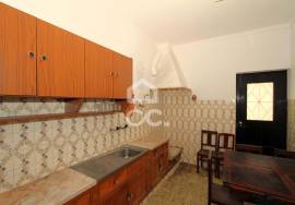 Experience the charm of the Algarve in your own small farm 8 minutes away. of the beaches