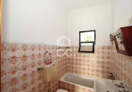 Experience the charm of the Algarve in your own small farm 8 minutes away. of the beaches