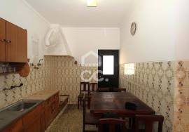 Experience the charm of the Algarve in your own small farm 8 minutes away. of the beaches