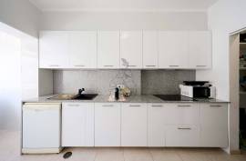 Fully Refurbished and Furnished 4 Bedroom Apartment for sale on Avenida 25 de Abril, Portimao