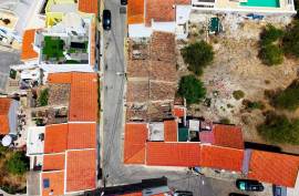 Ruin with Redevelopment Potential in Alcantarilha – Excellent Opportunity