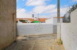 Plot of Land for Urban Construction – Union of Parishes of Alcantarilha and Pêra
