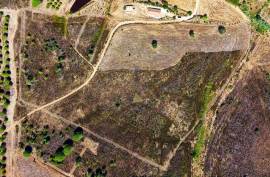 Rustic land with 48000 m2 at 3 km Arrifana beach - Aljezur