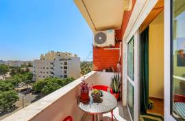 2 bedroom apartment with garage in a quiet area Vale de Lagar - Portimão