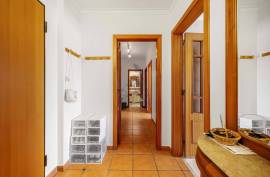 2 bedroom apartment with garage in a quiet area Vale de Lagar - Portimão