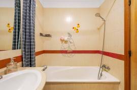 2 bedroom apartment with garage in a quiet area Vale de Lagar - Portimão