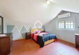 House with Large Areas, Barbecue and Privileged Location in Chaves and close to the accesses of the A24.