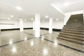 Loja Totalmente Remodelada em Lisboa