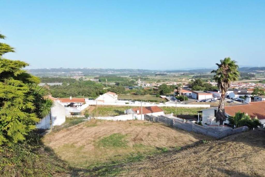 Terreno Urbano a 7 Minutos do Centro de Óbidos