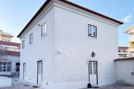 Moradia T2 no Centro Histórico de Alcabideche