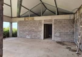 Charming Bungalow with Exceptional Potential in Tabua, Ribeira Brava