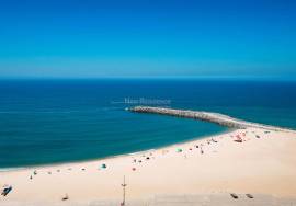 Espinho, 4 bedroom villa 50 meters from the beach
