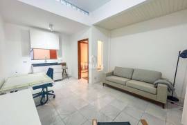 Beautiful apartment, 56m2 , For sale, semi furnished, 1 bedroom, renovated, Mont ́Serrat, Parcão, POA/RS
