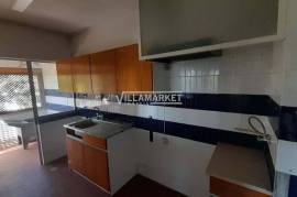 1 bedroom banking apartment on the 2nd floor of a building located in Avis, Portalegre.