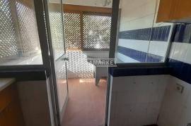 1 bedroom banking apartment on the 2nd floor of a building located in Avis, Portalegre.
