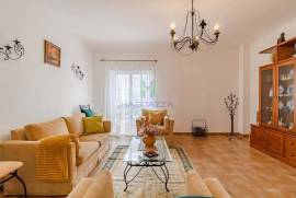 2 Bedroom Apartment for Rent - from OCTOBER to JUNE, in Lagos