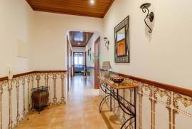 2 Bedroom Apartment for Rent - from OCTOBER to JUNE, in Lagos