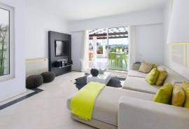 3+1 Bedroom Apartment with Vilamoura Marina View