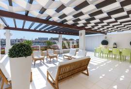 3+1 Bedroom Apartment with Vilamoura Marina View