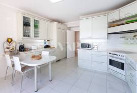 3+1 Bedroom Apartment with Vilamoura Marina View