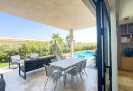 Single Storey 3 Bedroom Villa with Pool, next to Ria Formosa, Faro