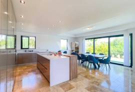 Single Storey 3 Bedroom Villa with Pool, next to Ria Formosa, Faro