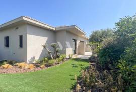 Single Storey 3 Bedroom Villa with Pool, next to Ria Formosa, Faro