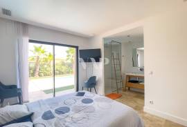 Single Storey 3 Bedroom Villa with Pool, next to Ria Formosa, Faro