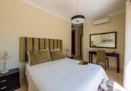 Desirable 5 bed villa on Santo Antonio Golf