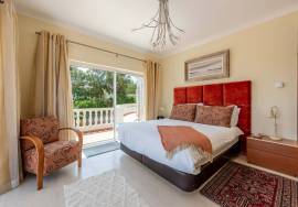 Desirable 5 bed villa on Santo Antonio Golf