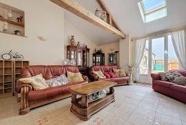Stunning 5 Bed House & Gite For Sale In Saint Philbert Du Peuple