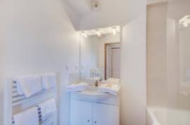 2 Bedroom Leaseback House For Sale In Résidence Le Domaine d’Enserune