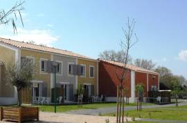 2 Bedroom Leaseback House For Sale In Résidence Le Domaine d’Enserune