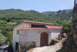 Farm With Land For Sale In Seia Guarda Serra da Estrela Natural Park