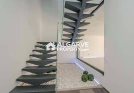 Albufeira Marina – Excellent villa with panoramic views