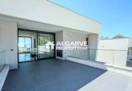 Albufeira Marina – Excellent villa with panoramic views