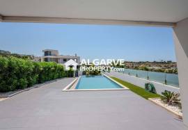 Albufeira Marina – Excellent villa with panoramic views